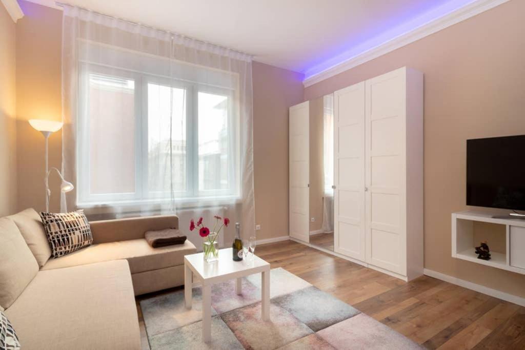 Nice And Cozy Apartment Next To The Parliament Budapest Kültér fotó